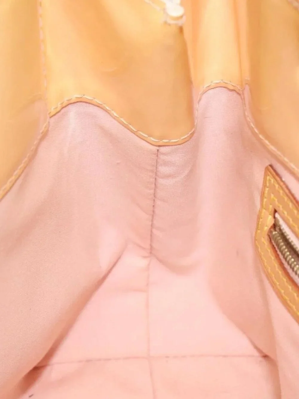 LOUIS VUITTON Monogram Vernis Reade PM Bag Marshmallow Pink M91306 Auth 116202 - Picture 13 of 16